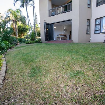7 The Shades Umhlanga Rocks Lägenhet Durban Exteriör bild